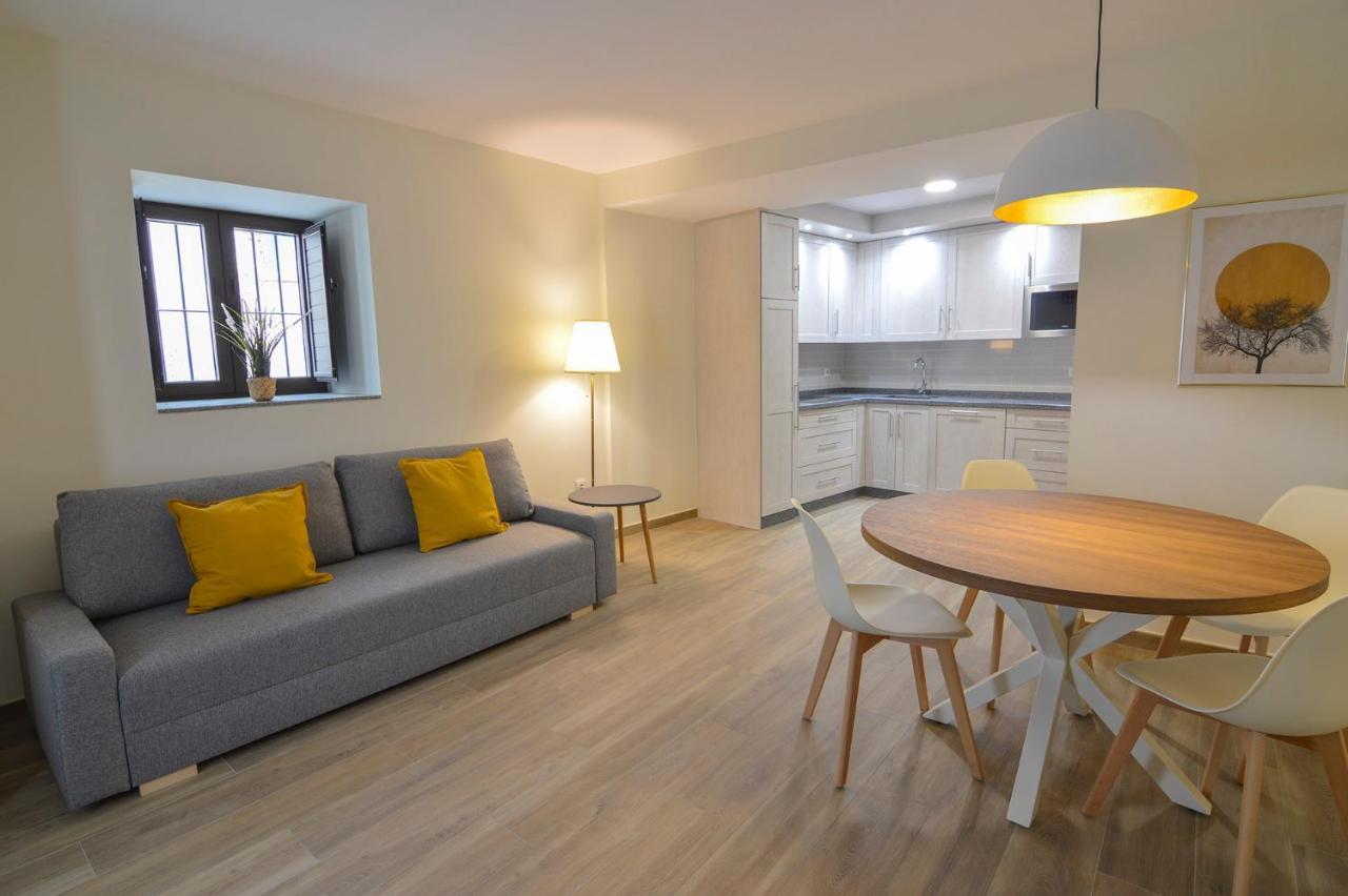 Caces Apartamentos Turisticos Hornillo מראה חיצוני תמונה