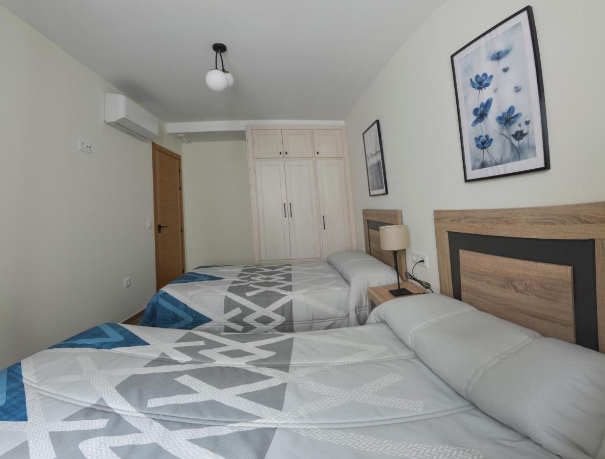Caces Apartamentos Turisticos Hornillo מראה חיצוני תמונה